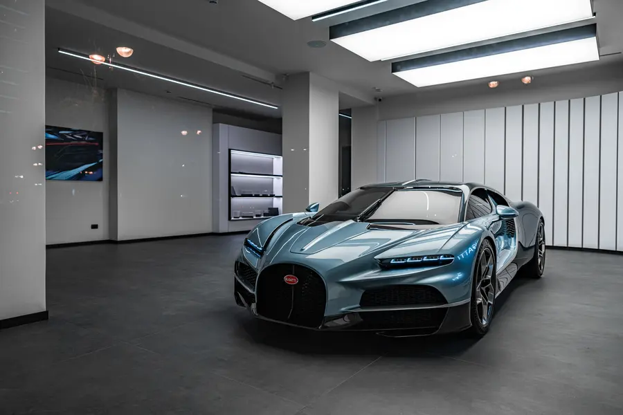 Открытие Bugatti Baku