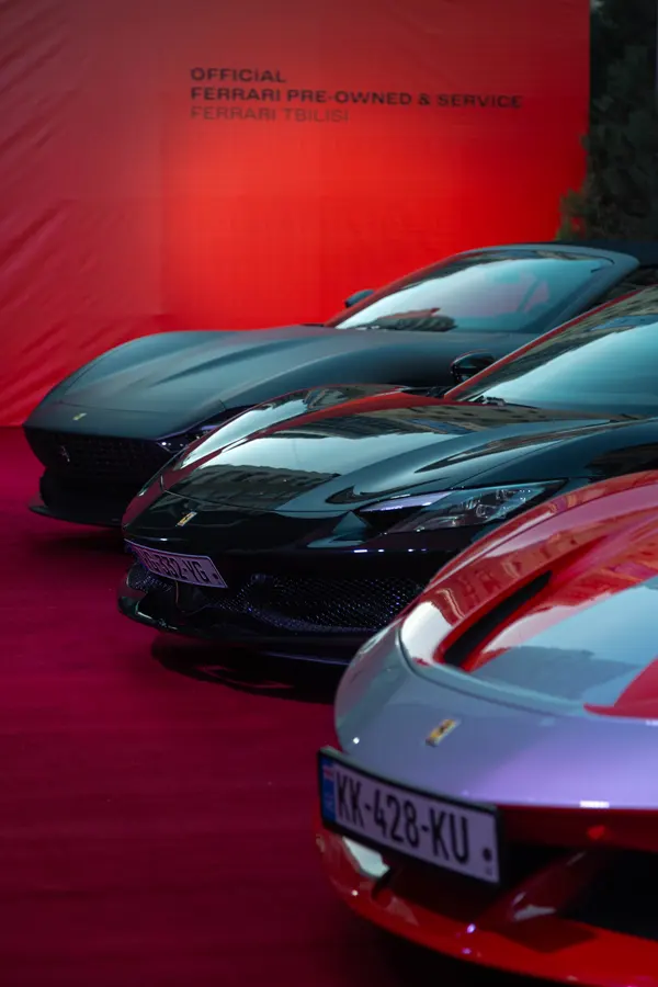 Ferrari Tbilisi şourumunun açılışı, foto 2